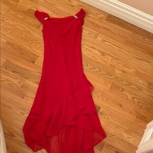 Chic Red High-Low Dress 💃